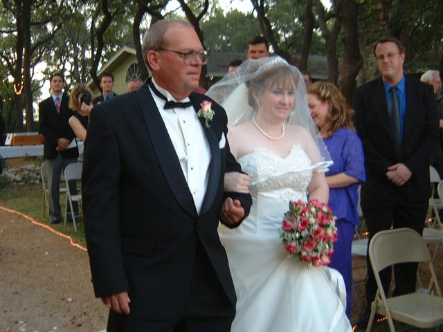 2003/10(Oct)/03(Urbik-Wedding)/640x480_2003-10-05 18-05-34.JPG